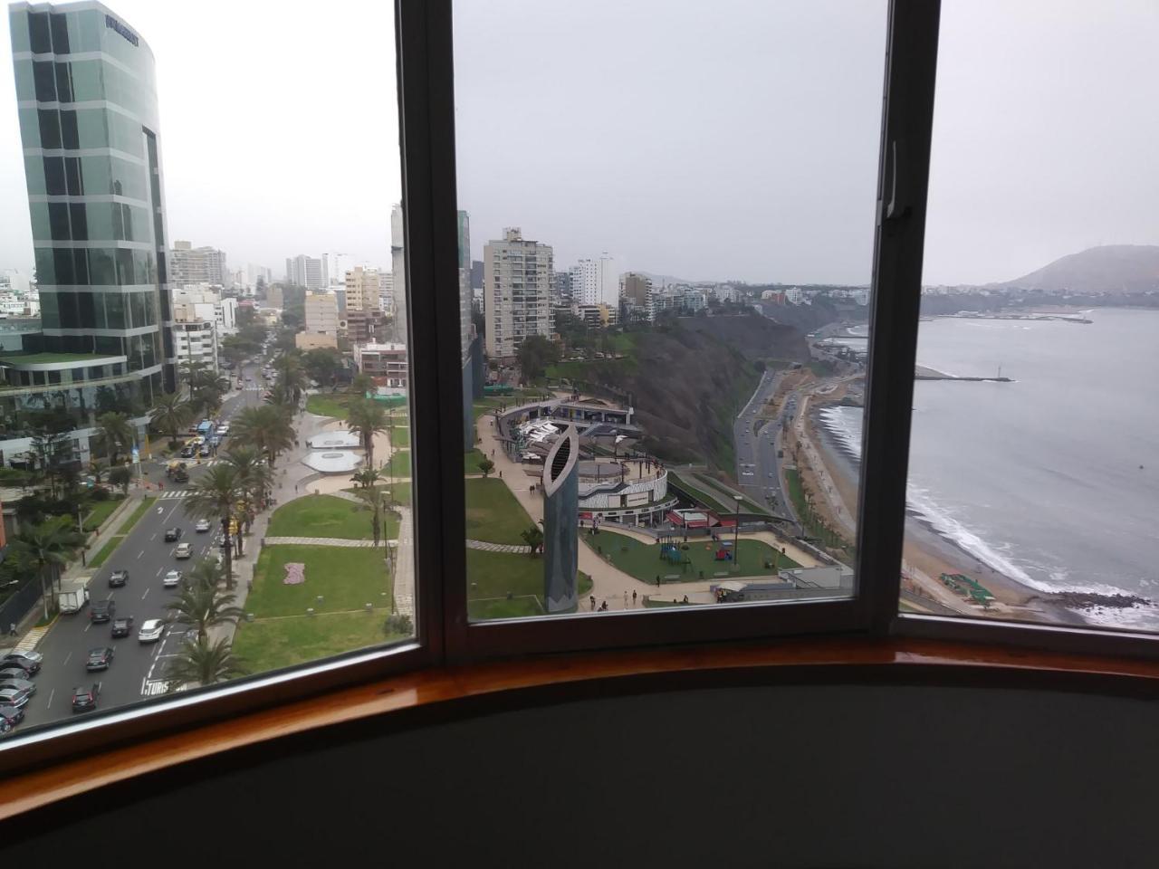 Oceanfront Miraflores Larcomar Next To Marriott Apartamento Lima