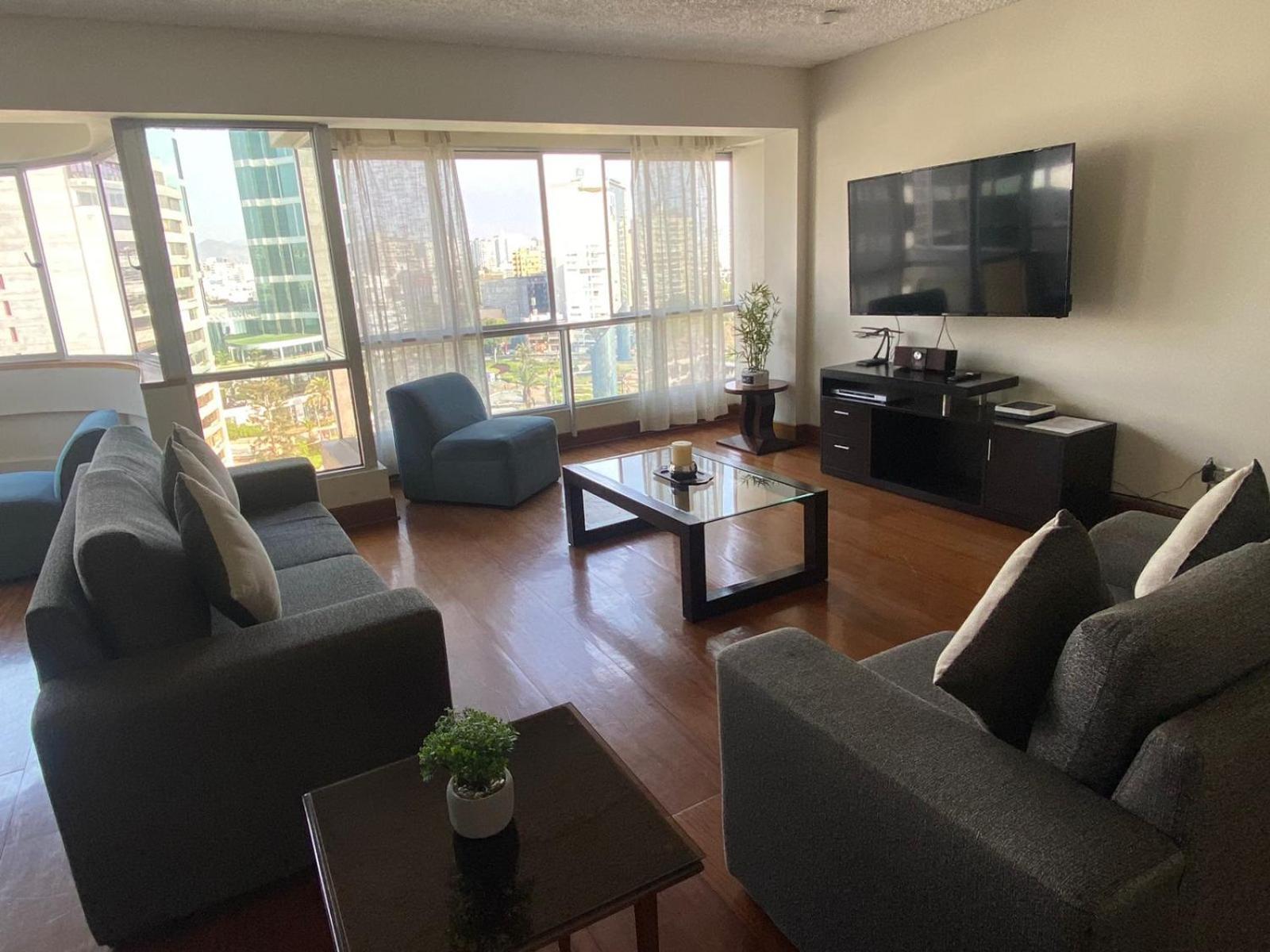 Oceanfront Miraflores Larcomar Next To Marriott *